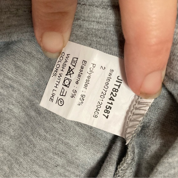 Shein size small grey tshirt - Picture 4 of 4